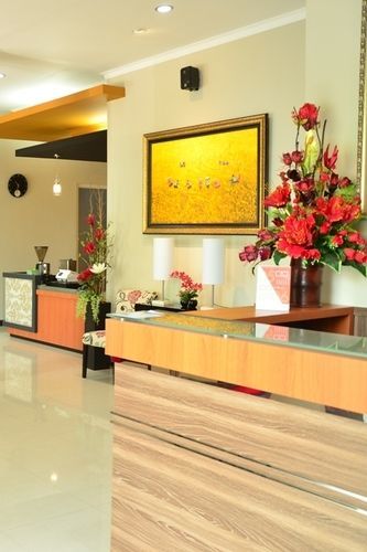 Chiaro Hotel Syariah Сидоарджо Экстерьер фото